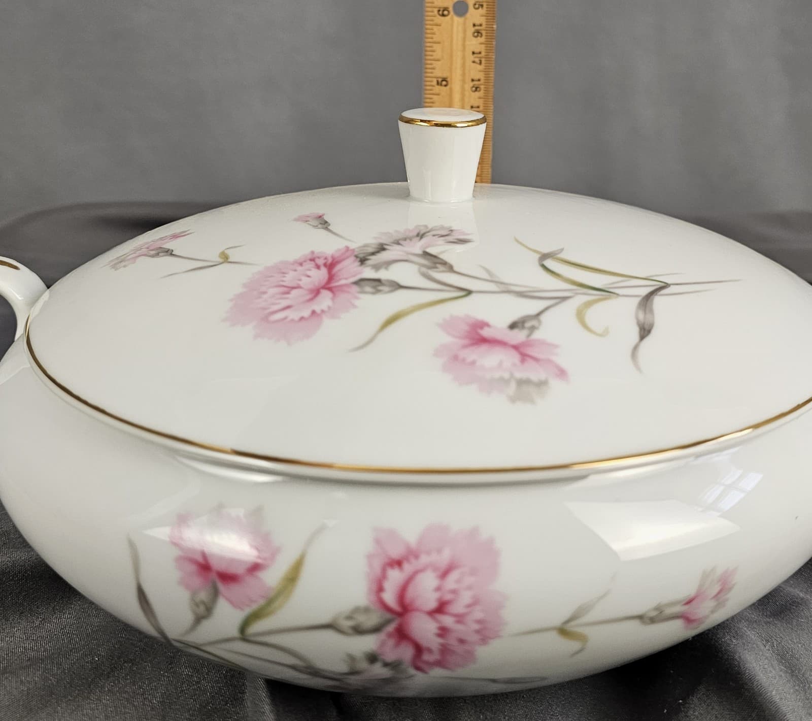 Royal Court Carnation Soup Tureen - Vegetable Bowl with Lid - Thumbnail 3