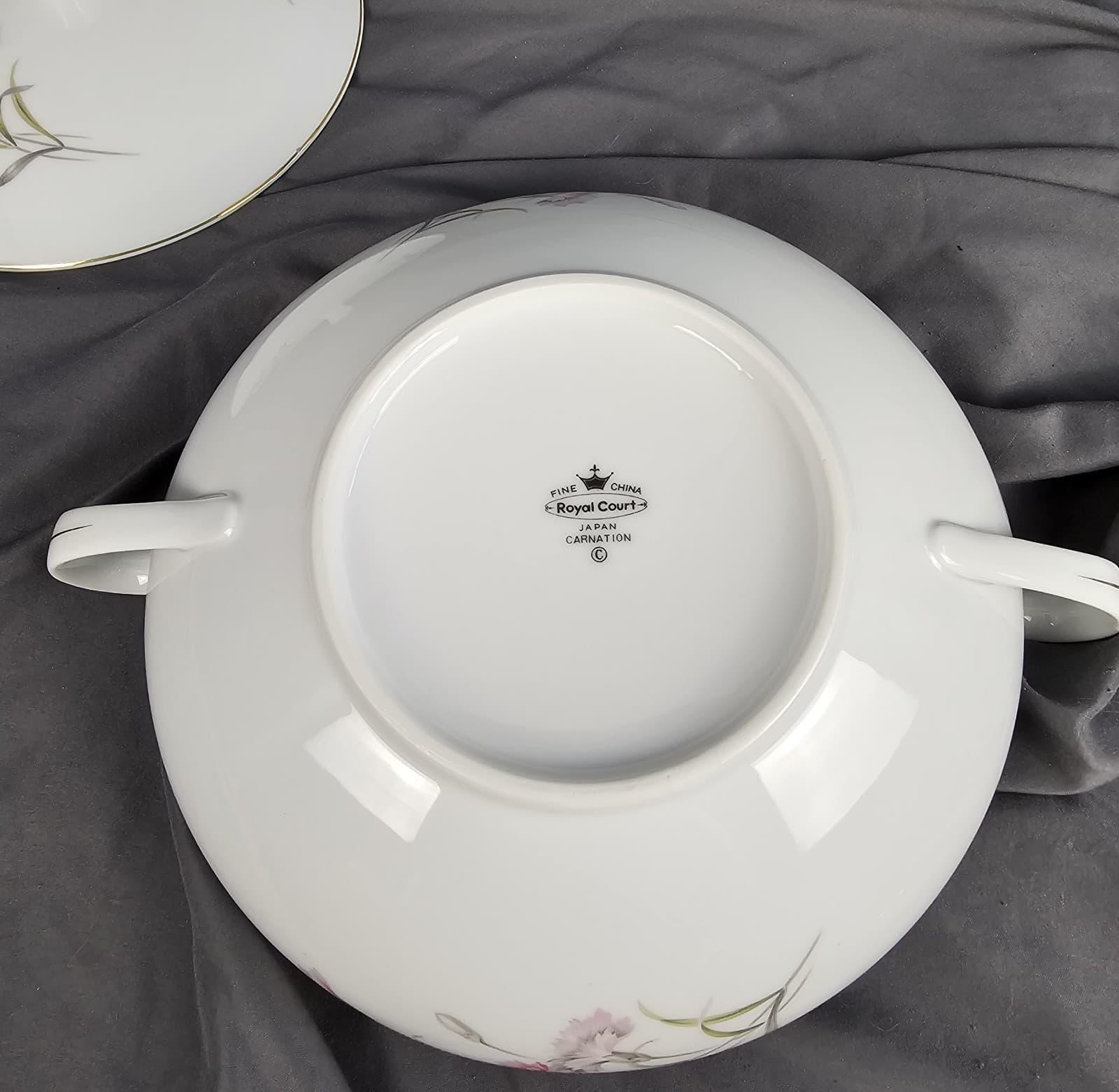 Royal Court Carnation Soup Tureen - Vegetable Bowl with Lid - Thumbnail 9