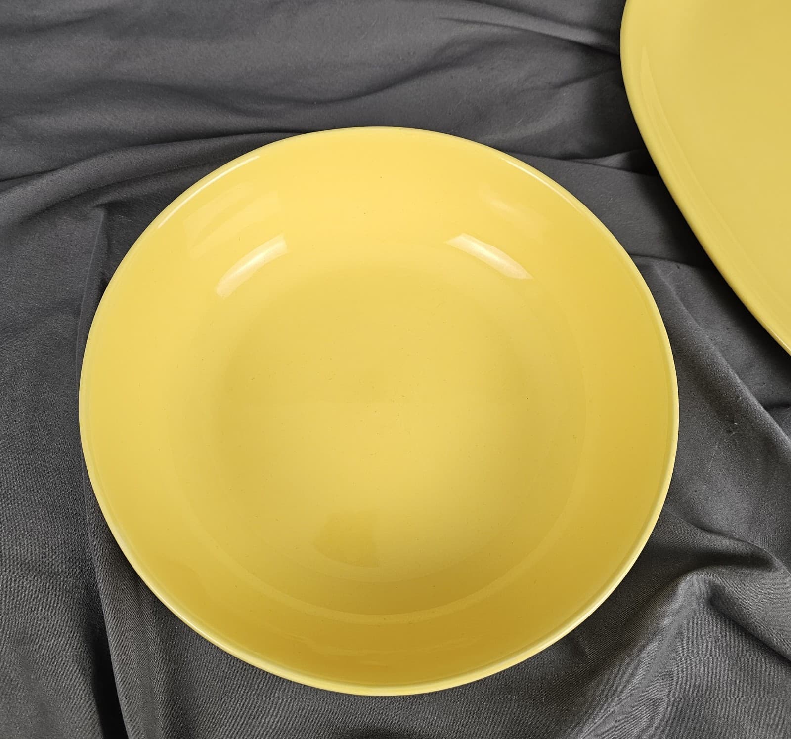 Fiestaware 2 Piece Sunflower Yellow Serving Plater & Serving Bowl Looks New - Thumbnail 9