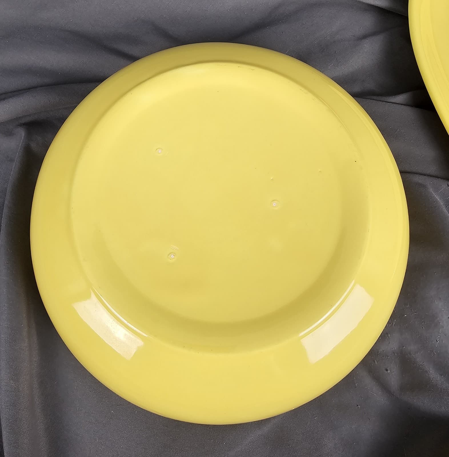 Fiestaware 2 Piece Sunflower Yellow Serving Plater & Serving Bowl Looks New - Thumbnail 10