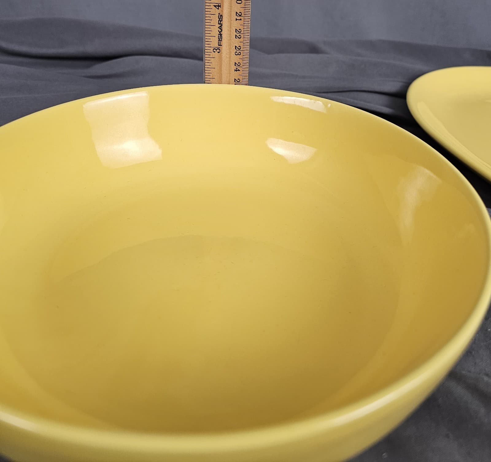 Fiestaware 2 Piece Sunflower Yellow Serving Plater & Serving Bowl Looks New - Thumbnail 12