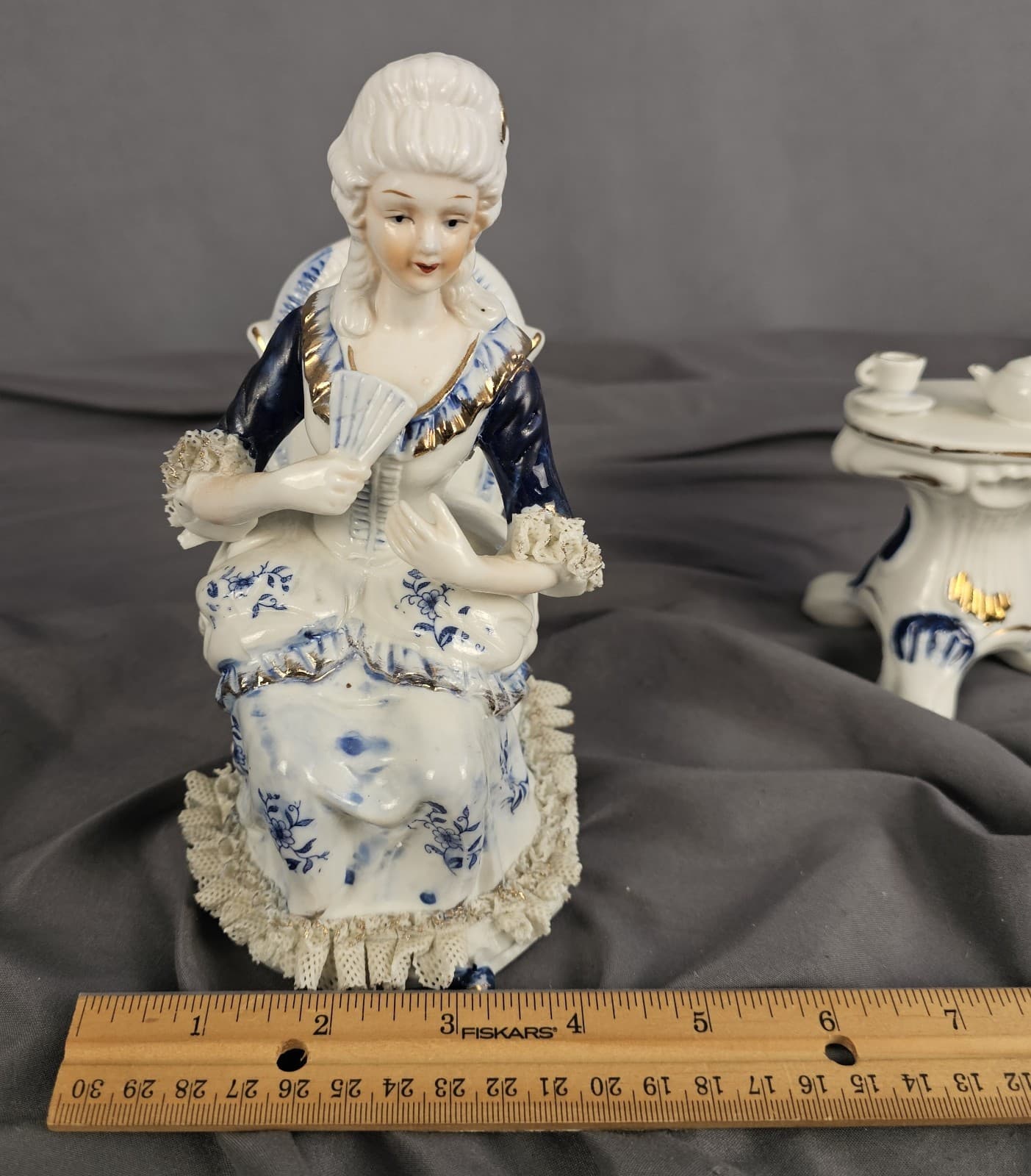 Vintage Victorian Woman & Table Figurine Having Tea - Thumbnail 13