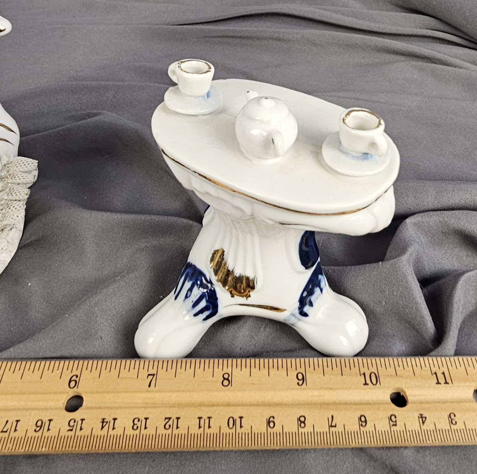 Vintage Victorian Woman & Table Figurine Having Tea - Thumbnail 14