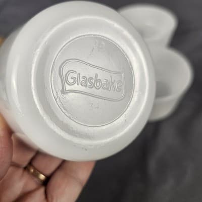 4 Glasbake Ramekin Custard Bake Cups Milk Glass White Bowls Flan Baking 4-5 oz - Thumbnail 4