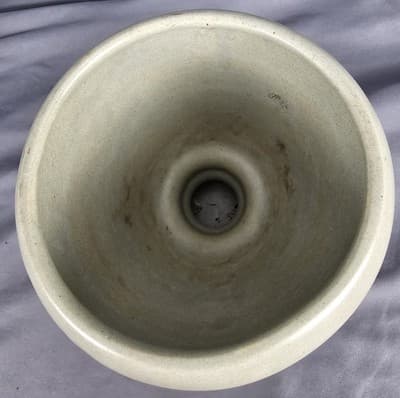Vintage McCoy Pottery Floraline Pedestal Planter # 433 Matte Avocado Green Vase - Thumbnail 3