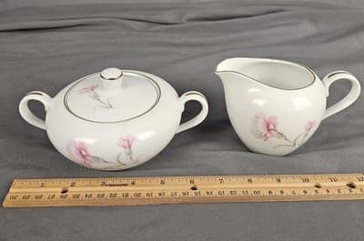 Vintage Royal Court Carnation Sugar Bowl W Lid Creamer Set Gold Trim - Thumbnail 11