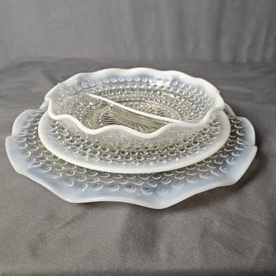 Vintage Moonstone Opalescent Hobnail Bowls and Plater - Thumbnail 2