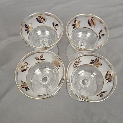 Anchor Hocking Frosted Gold Leaf Champaign Glasses 4.25" Tall Vintage Set of 4 - Thumbnail 4