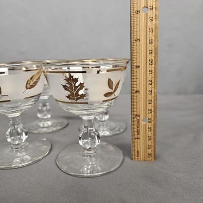 Anchor Hocking Frosted Gold Leaf Champaign Glasses 4.25" Tall Vintage Set of 4 - Thumbnail 8