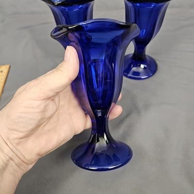 Anchor Hocking Cobalt Blue Footed Dessert Cups Petal Rim Sherbet Glass Set/3 - Thumbnail 10