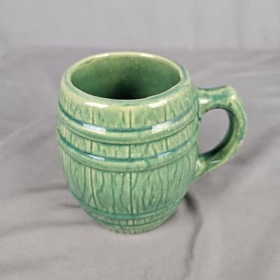 Vintage McCoy Pottery Green Glazed Barrel Mug Stoneware Stein 4.75" Tall - Thumbnail 2