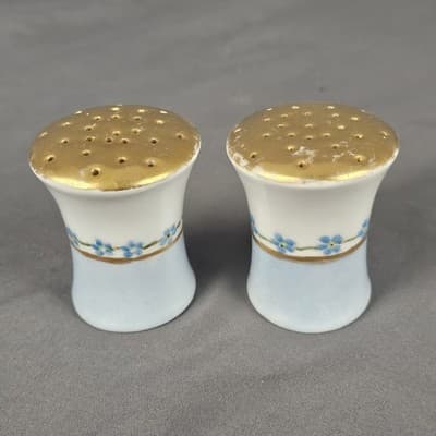 Barvaria Salt and Pepper Shakers Vintage Forget me Knots Gold - Thumbnail 2