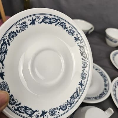 Vtg Corelle Old Town Blue Cup Saucer Set for 4 Onion Hook Handle Cups MCM - Thumbnail 6