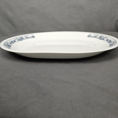 Vtg Corelle Old Town Blue Onion Floral Oval 12 Inch Platter USA Cottagecore - Thumbnail 2
