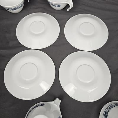 Vtg Corelle Old Town Blue Cup Saucer Set for 4 Onion Hook Handle Cups MCM - Thumbnail 8