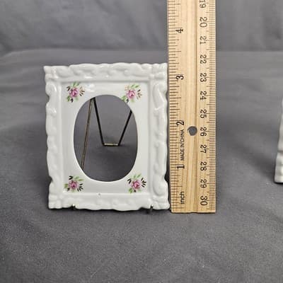Porcelain Small White w Roses Picture Frames Set of 2 with Stands - Thumbnail 5