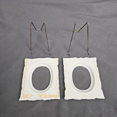 Porcelain Small White w Roses Picture Frames Set of 2 with Stands - Thumbnail 6