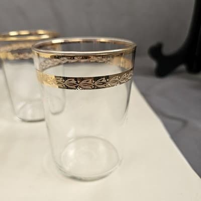 Vtg Libbey Victoria Water Juice Liquoir Carafe & 4 juice glasses 22Kt gold - Thumbnail 3