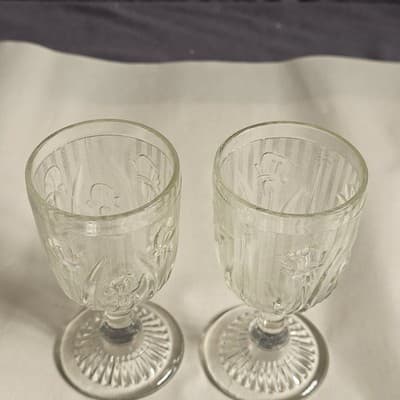 Set of 2 Jeanette Glass Iris & Herringbone Small Goblets Clear 5-3/4" 6 oz - Thumbnail 2