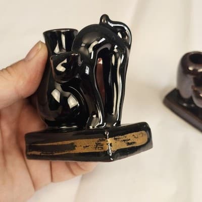 Vintage OCCUPIED JAPAN Redware 2 1/4" SCAREDY BLACK CAT & VASE Toothpick Holder - Thumbnail 4