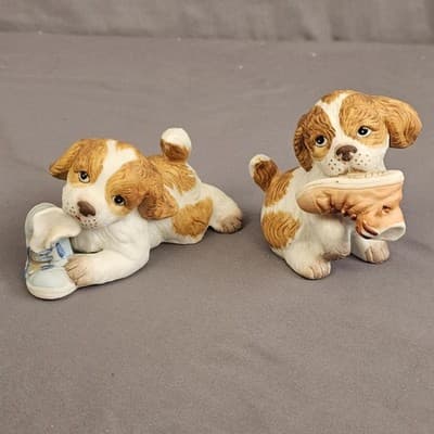 Vintage Homco Set Of 2 Puppy Dog Figurines Chewing On Sneakers #1405 White Brown - Thumbnail 2