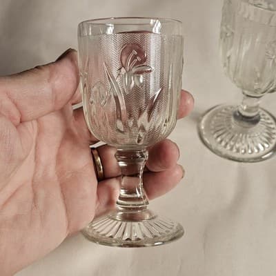 Set of 2 Jeanette Glass Iris & Herringbone Small Goblets Clear 5-3/4" 6 oz - Thumbnail 3