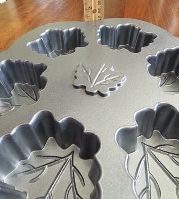 Nordic Ware Maple Leaf Muffin Cupcake Pan Heavy Cast Aluminum - Thumbnail 2