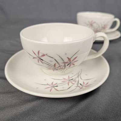 Carefree True China Cup & Saucer Flame Lily Syracuse Set of 2 USA - Thumbnail 3