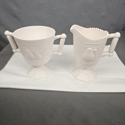 VTG Jeanette Pink Milk Glass Cream Pitcher & Sugar Bowl Baltimore Pear EX. COND. - Thumbnail 4