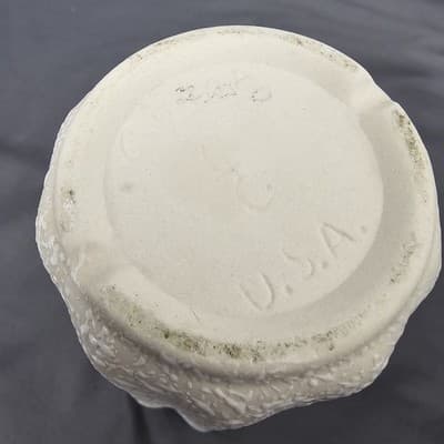 Vintage 7.5" Vase USA Pottery Splatter texture with Turquiose and Ruffled Top - Thumbnail 4