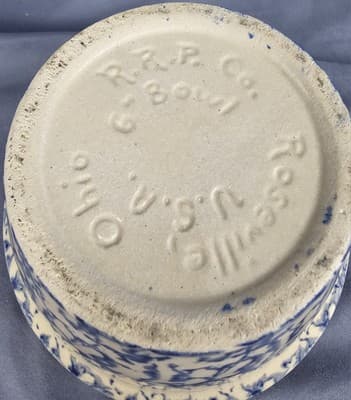 Antique Stoneware Pottery 6"D Blue Spongeware Mixing Bowl / Robinson Ransbottom - Thumbnail 5