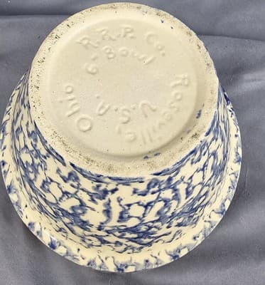 Antique Stoneware Pottery 6"D Blue Spongeware Mixing Bowl / Robinson Ransbottom - Thumbnail 4