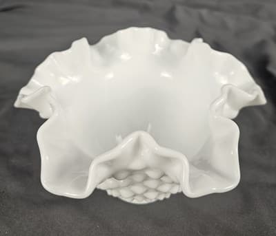 Vintage Fenton White Milk Glass Hobnail Rose Bowl Ruffled Edge 3.5 Inch Pre-Logo - Thumbnail 3