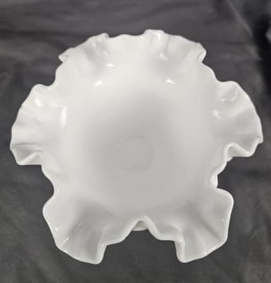Vintage Fenton White Milk Glass Hobnail Rose Bowl Ruffled Edge 3.5 Inch Pre-Logo - Thumbnail 4