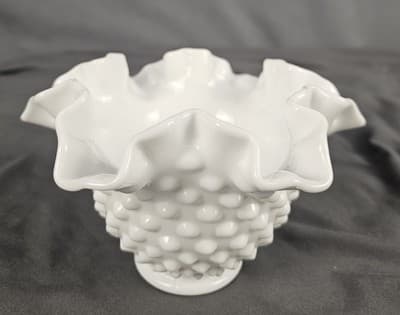 Vintage Fenton White Milk Glass Hobnail Rose Bowl Ruffled Edge 3.5 Inch Pre-Logo - Thumbnail 2