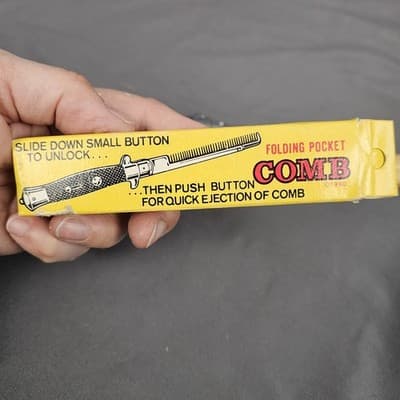 Vintage Novelty Folding Push Button Pocket Hair Comb~Switch Blade Hong Kong - Thumbnail 7