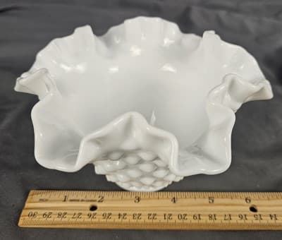 Vintage Fenton White Milk Glass Hobnail Rose Bowl Ruffled Edge 3.5 Inch Pre-Logo - Thumbnail 9