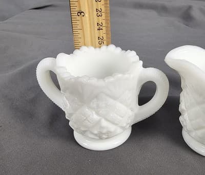 Small Westmoreland Milk Glass Sugar and Creamer, Mini Milk Sugar Quilt Pattern - Thumbnail 7