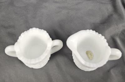 Small Westmoreland Milk Glass Sugar and Creamer, Mini Milk Sugar Quilt Pattern - Thumbnail 3