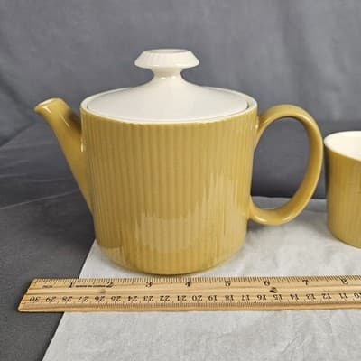 Vintage Homer Laughlin Sheffield Serenade Teapot & Teacup Excellent condition - Thumbnail 12