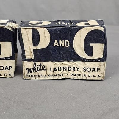 Vtg P and G The White Naphtha Laundry Bar Soap for Dishes Cleaning Made in USA - Thumbnail 3
