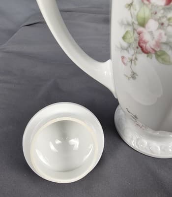 Rosenthal Iris Chocolate Pot Pink Roses, Blue Flowers Tea Pot with Lid - Thumbnail 4