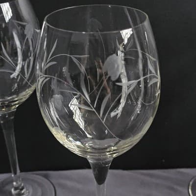 Vintage Bulgaria Hand Cut Crystal Wine Glasses Floral Set 4 Excellent 9" Tall - Thumbnail 6