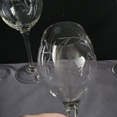Vintage Bulgaria Hand Cut Crystal Wine Glasses Floral Set 4 Excellent 9" Tall - Thumbnail 9