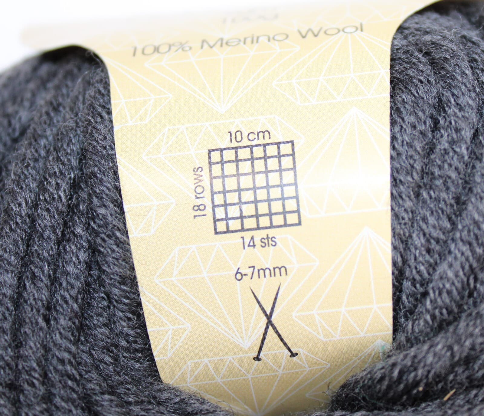 SALE Diamond Luxury Mega Merino Yarn, 100% Merino Wool, Col Gray - Thumbnail 4