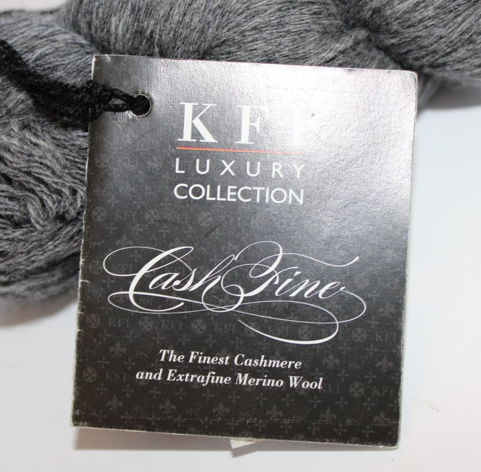 SALE KFI Luxury Collection 70% Extrafine Merino Wool 30%Cashmere Gray 1.76oz 355 - Thumbnail 2