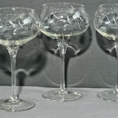 Vintage Bulgaria Hand Cut Crystal Champagne Glasses Floral Set 3 EUC 6.75" Tall - Thumbnail 3