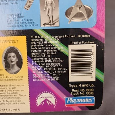 Star Trek TNG DEANNA TROI *Unopened* Playmates Action Figure 1993 With Gear - Thumbnail 7