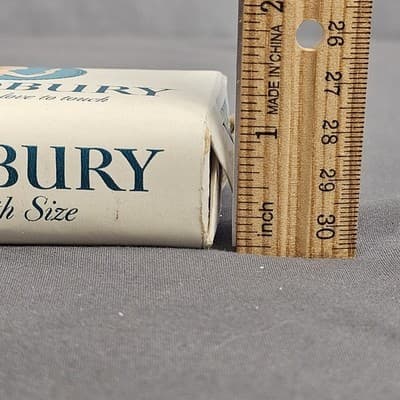 Vintage Woodbury Beauty Bath Size 4" Soap Bar New Old Stock 1940s Prop - Thumbnail 7