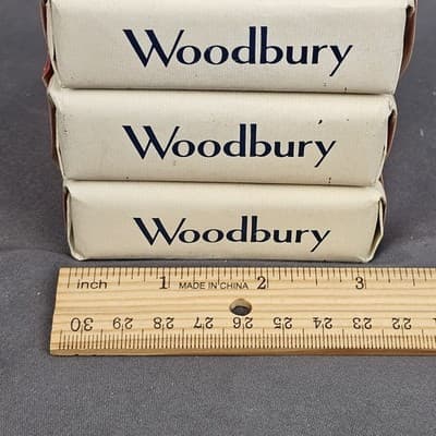 Vintage Woodbury Facial Soap Bars New Old Stock 1940s Prop 1 package with 3 bars - Thumbnail 5